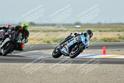 media/Apr-18-2025-TrackDaz (Fri) [[45f5874c44]]/C Group/Session 1 (Turn 7)/